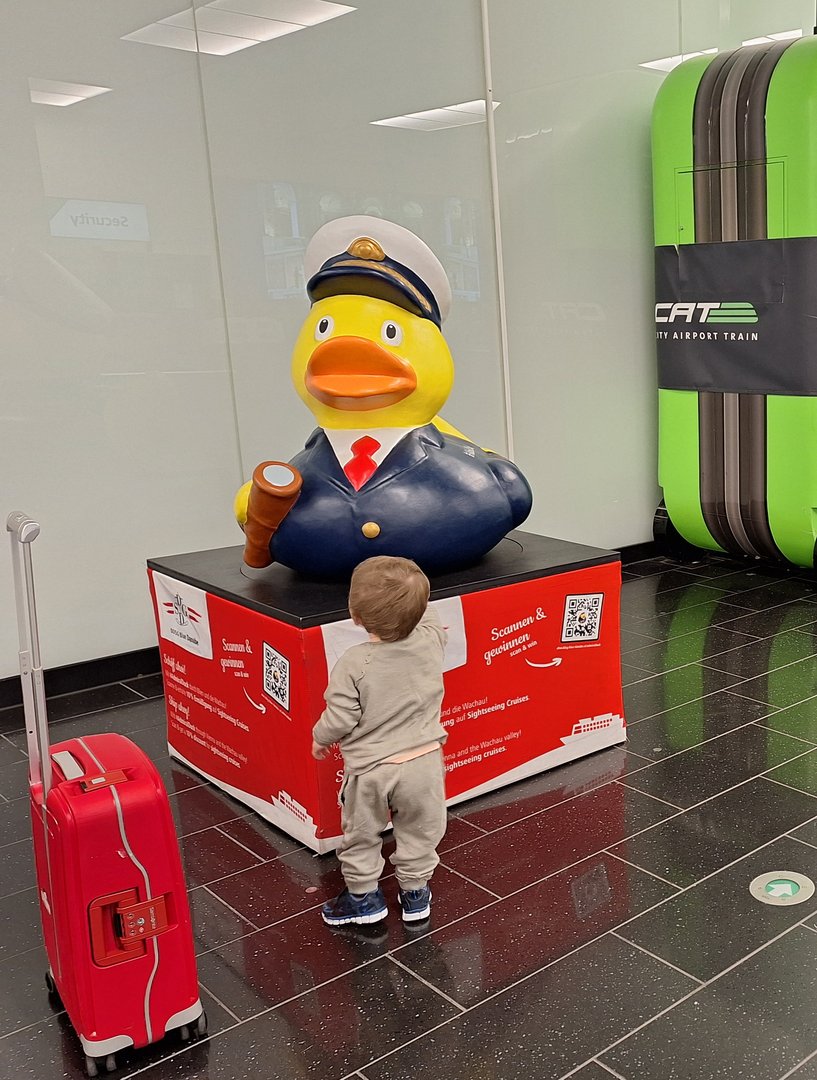Admiral Duck on Tour