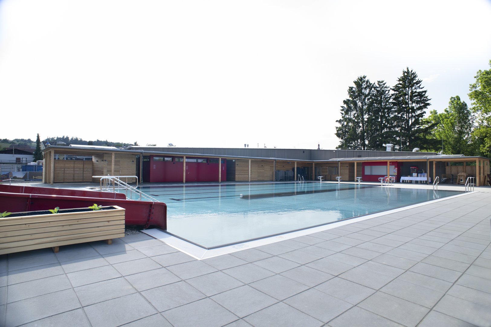 Schwimmbad-01-SporerDoris-XL.jpg