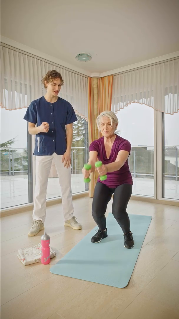 2023-CURAVIVA-Video-Workout-Final-Instagram-Stories.mp4