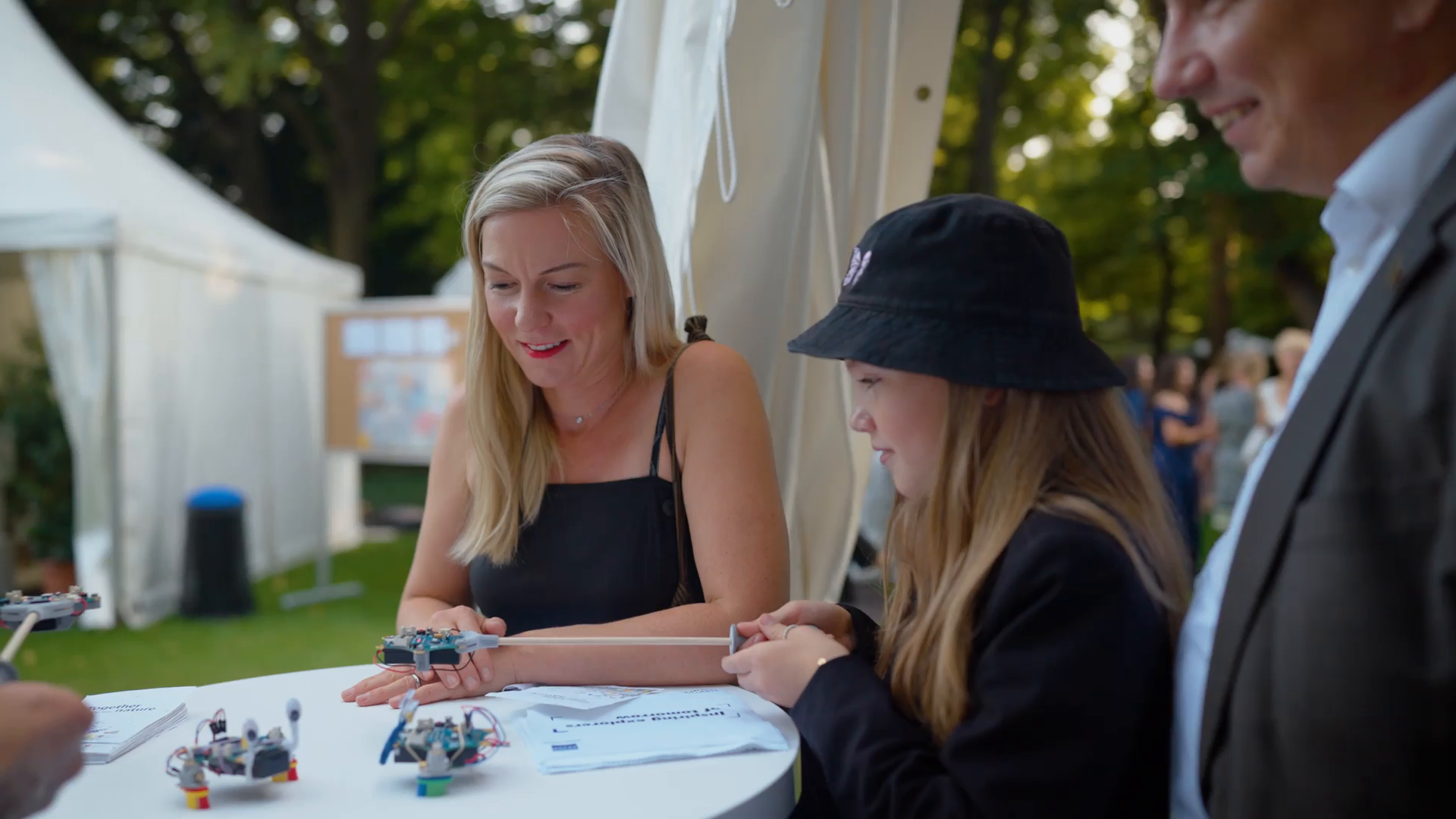 BoB-23-4404_00012478.mp4