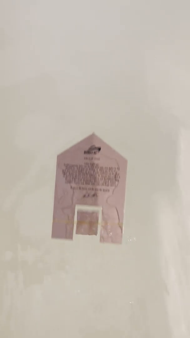 Video_1.MOV